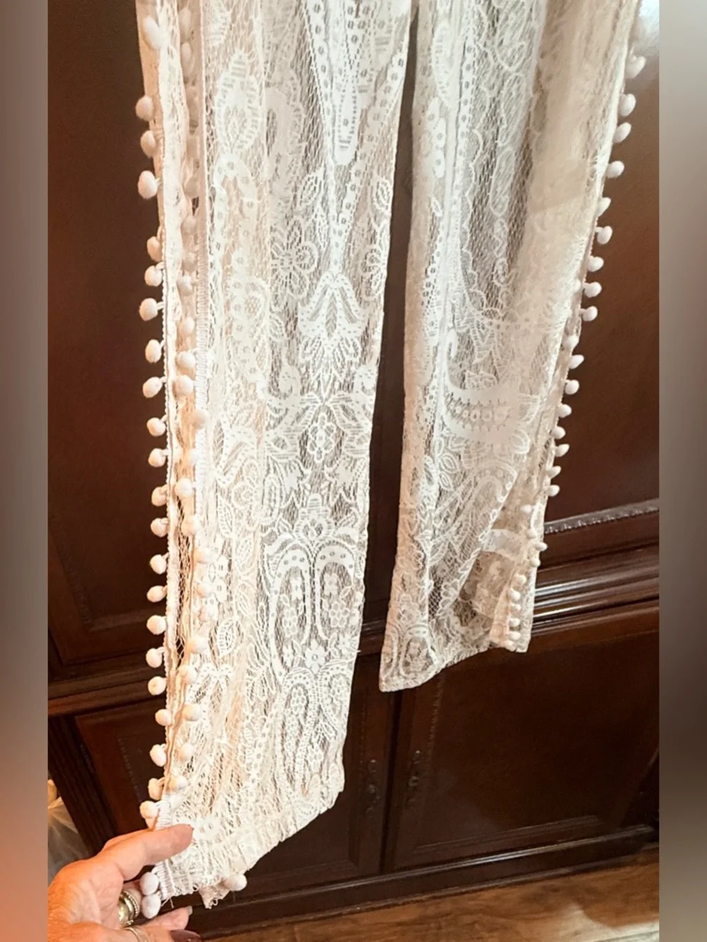 Surf Life NWT Lace Open-Leg  Pom-Pom Cover-Up  ivory size M (CK measurements)